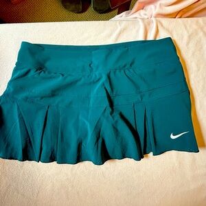 Nike Dri-Fit tennis skirt